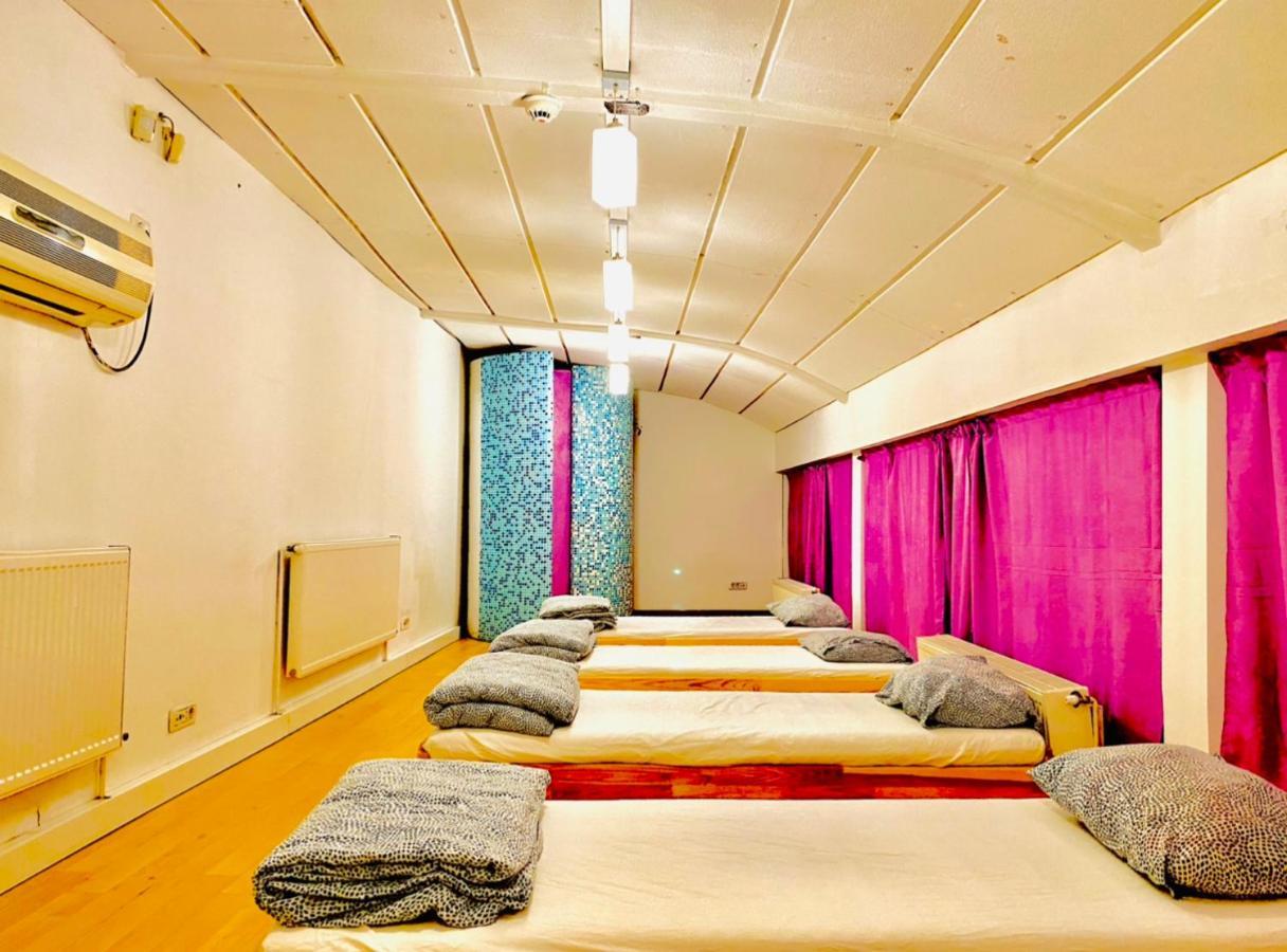 A.G Romana Hostel 부쿠레슈티 외부 사진